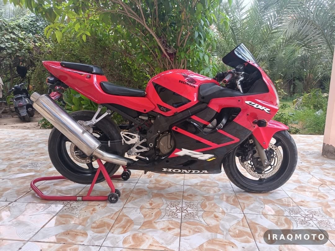 Honda CBR 600 F4I 2004