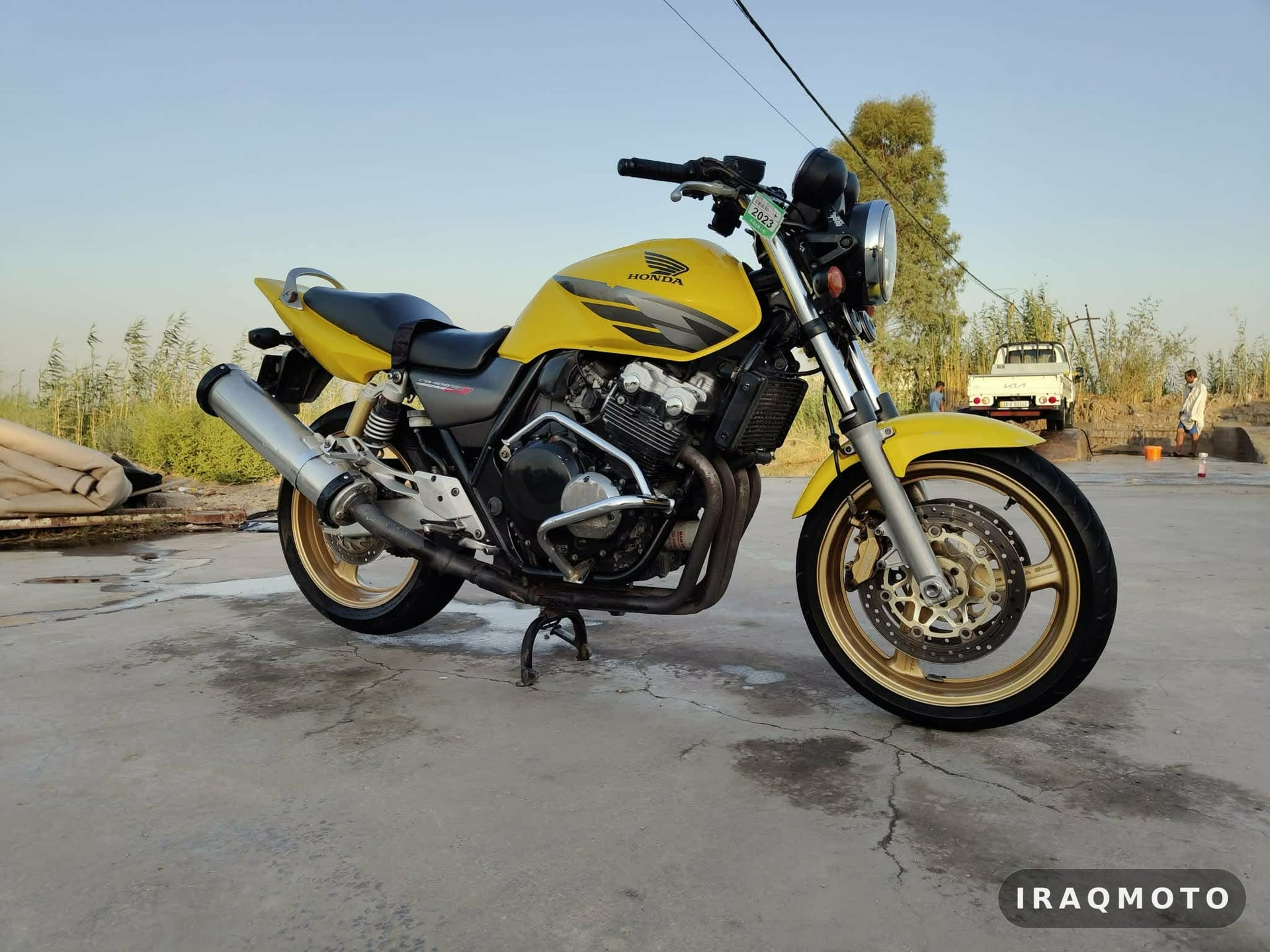Honda CB 400 Super Four 2005