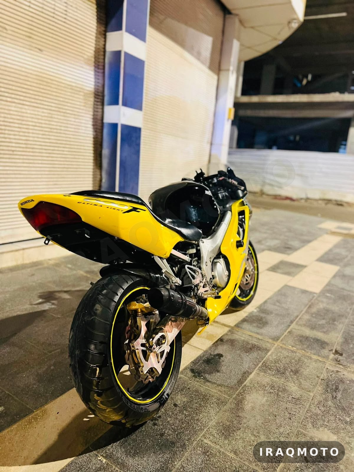 Honda CBR 600 F4 2000 5