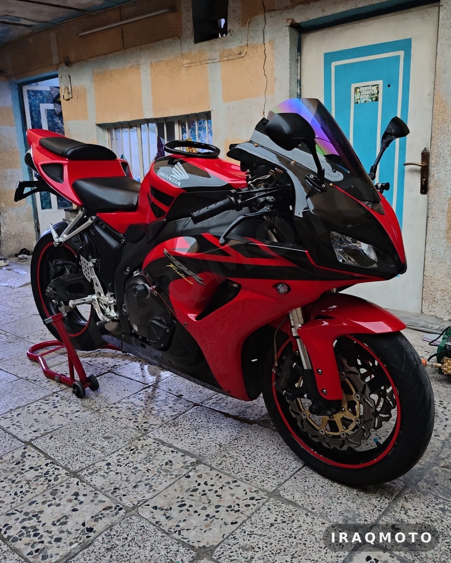 Honda CBR 1000RR 2007 4