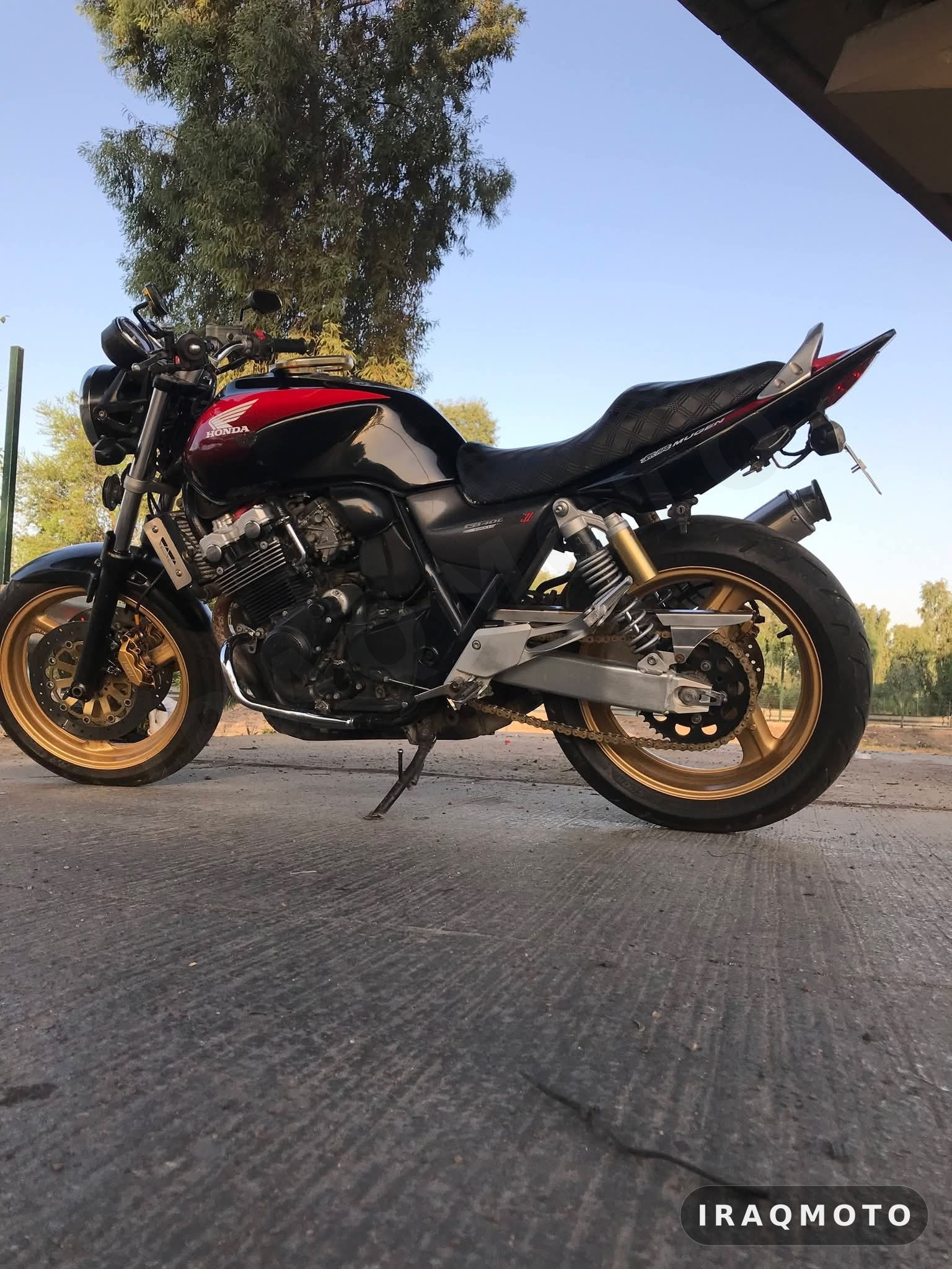هوندا سي بي 400 سوبر فور 2009 1
