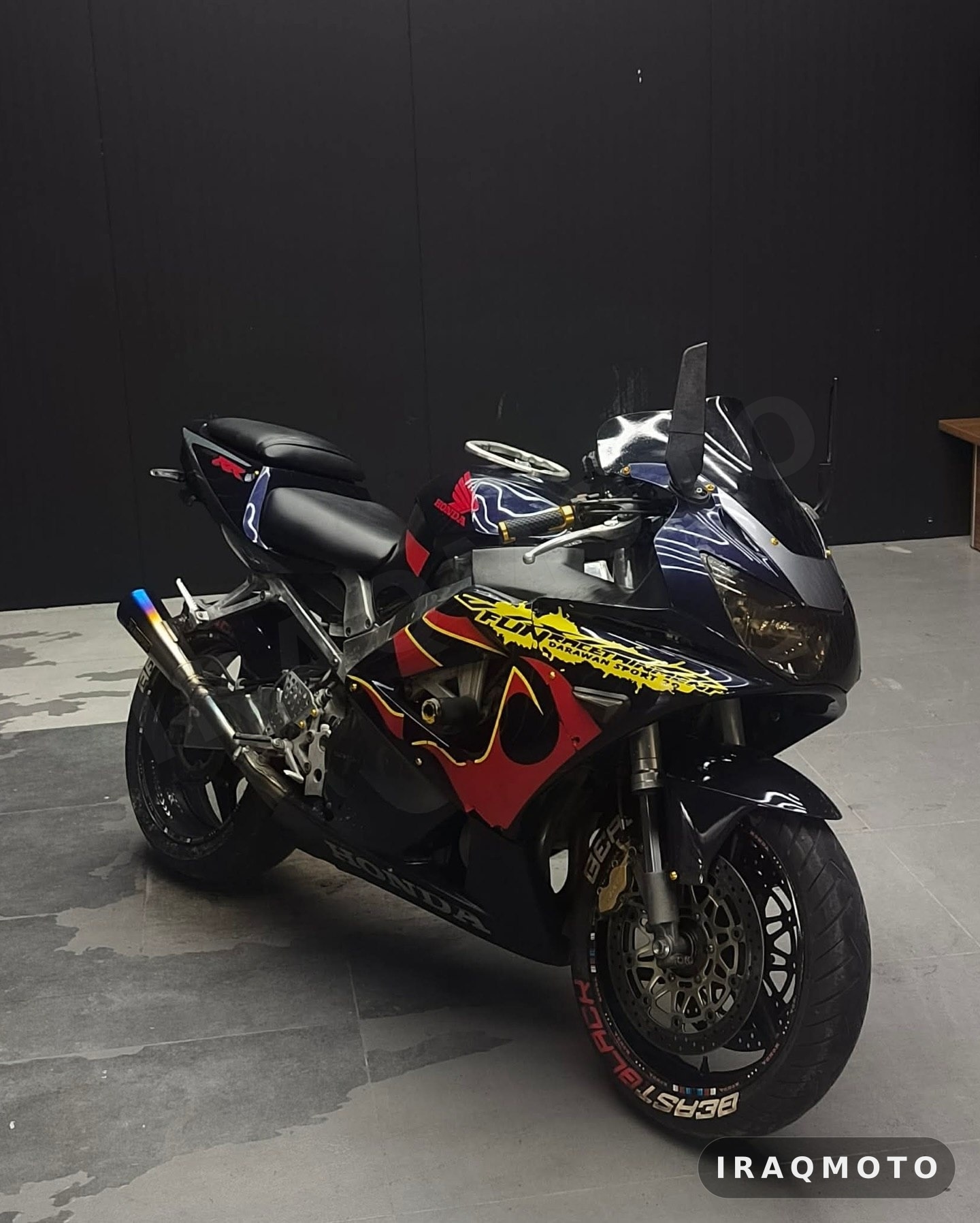 Honda CBR 929RR 2001 4