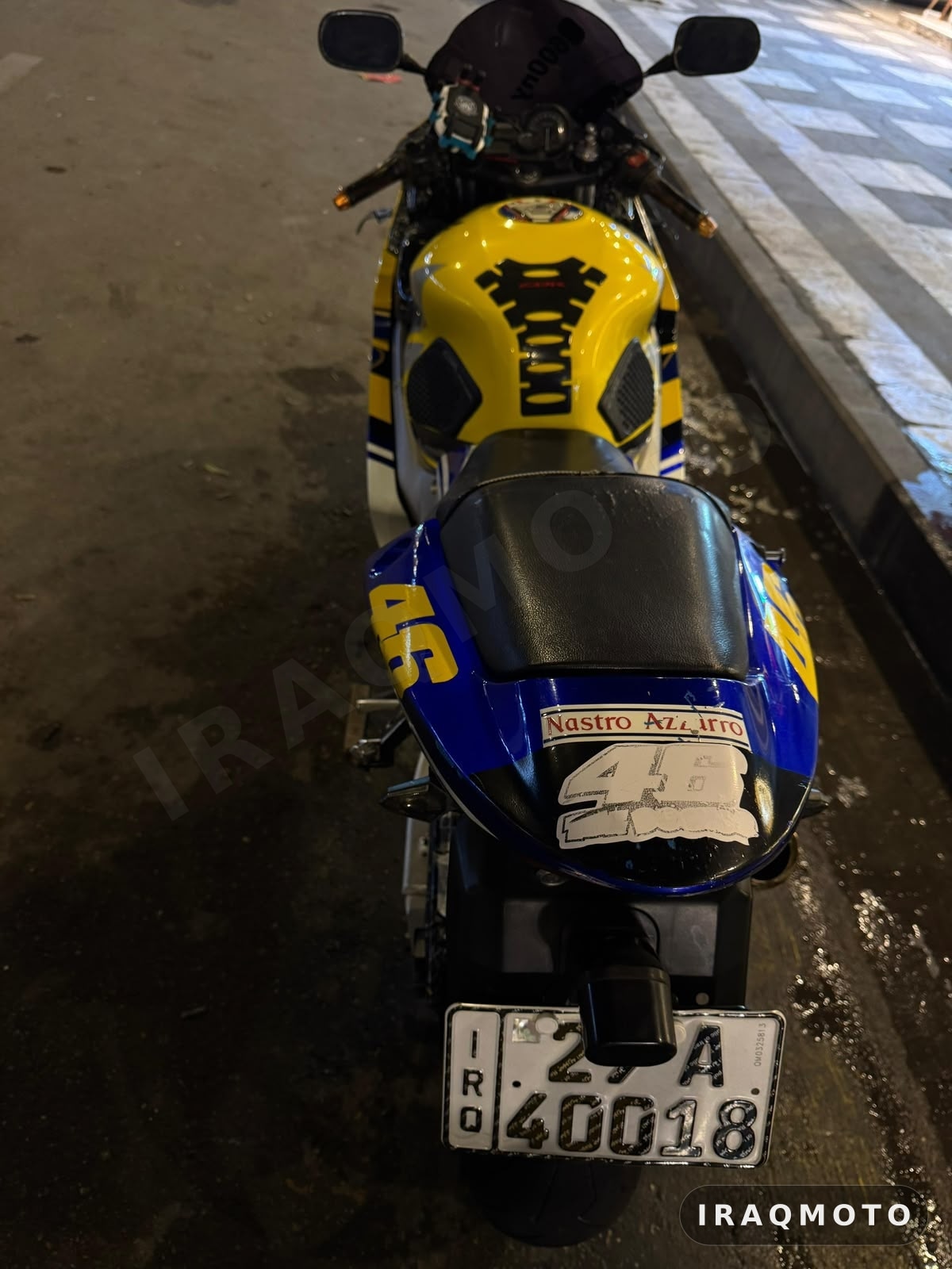 Honda CBR 600 F4I 2000 3