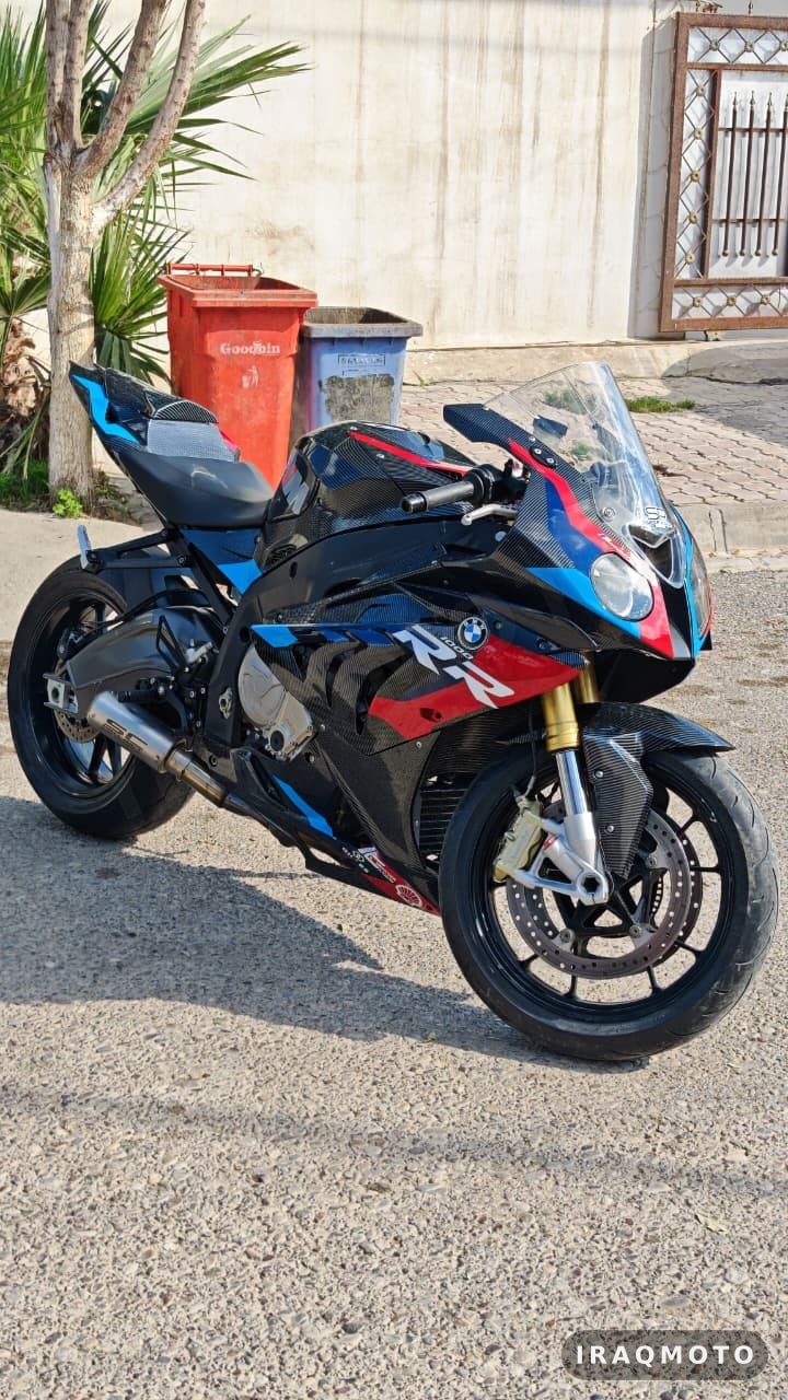 BMW S 1000 RR 2014 1