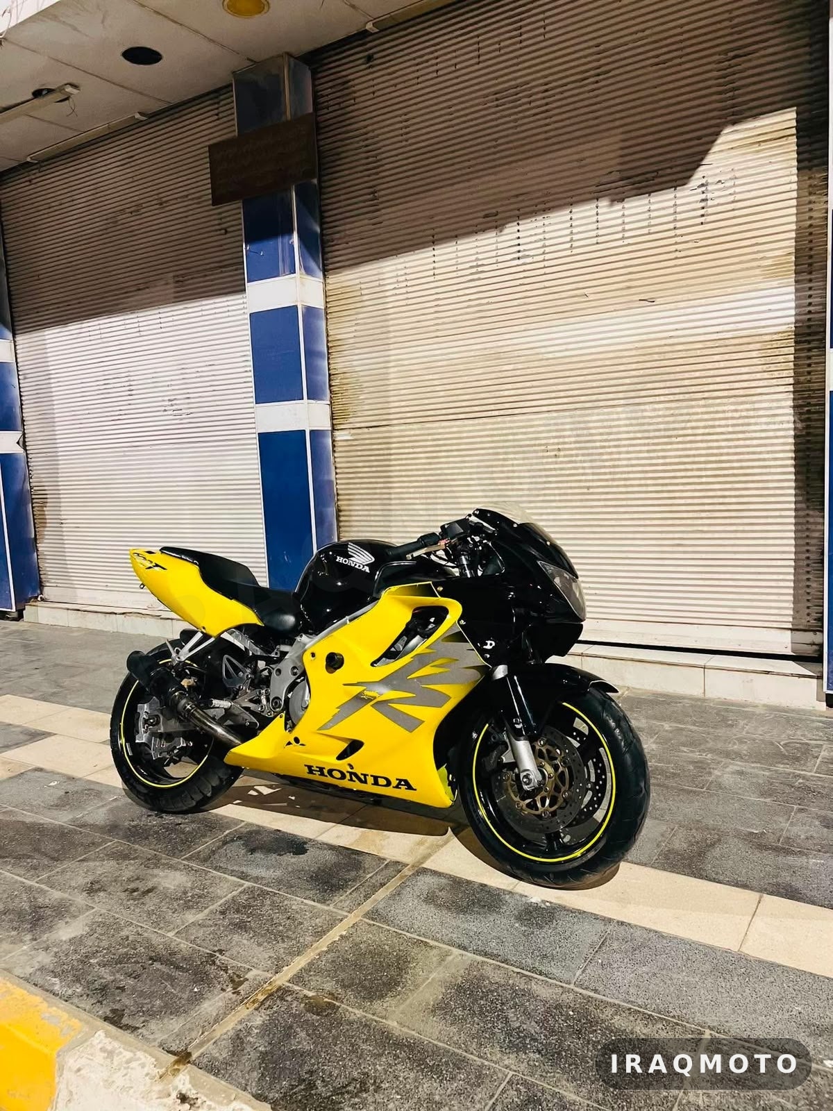 Honda CBR 600 F4 2000 2